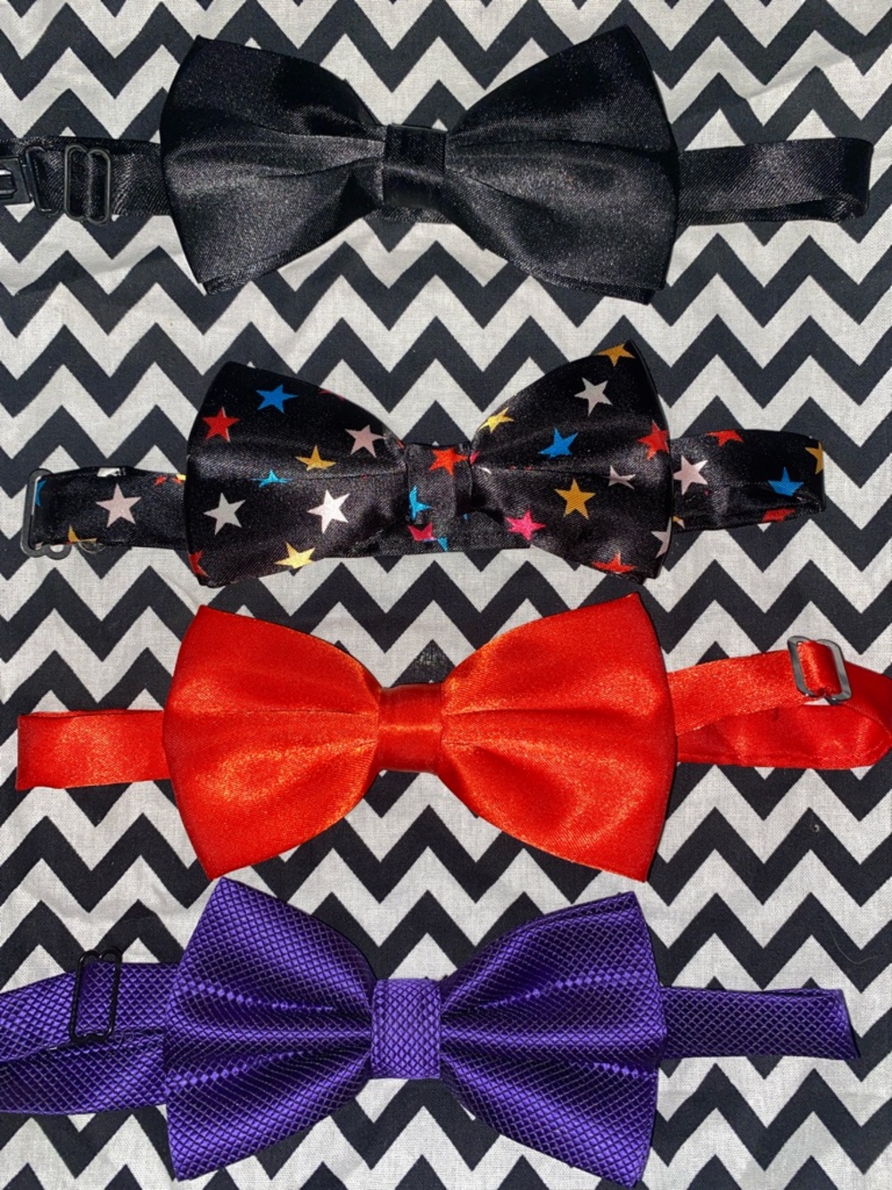 Set of 4: Silk Twill & Patterned Bow Ties. Standard Size & Shape